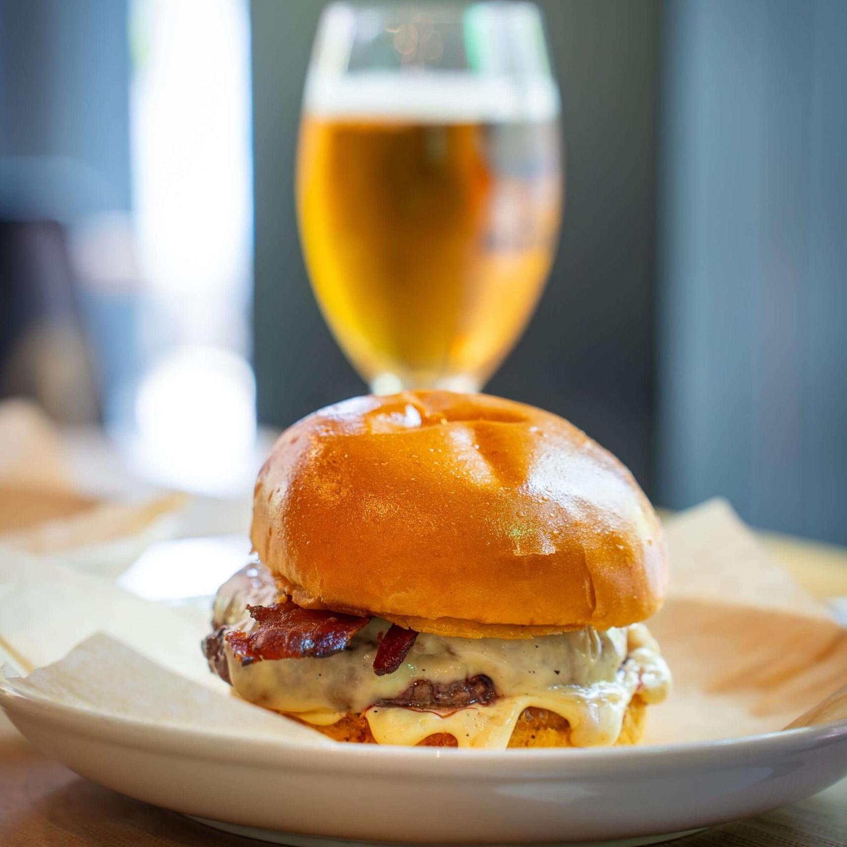 La Osa Handmade Burgers
